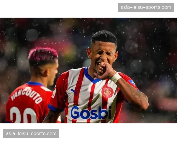 赫罗纳0-0闷平奥萨苏纳，主队全场控球率达65%但仅三次射正，客队守得一分开门红